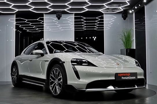 Porsche Taycan Turbo Cross Turismo