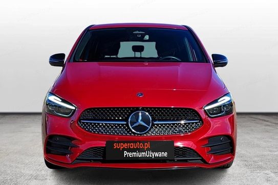 Mercedes B Klasa 220 4MATIC AMG Line