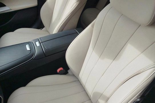 Mercedes Klasa E 200 AMG Line