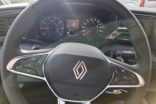 Renault Master L2H2 Extra AT9