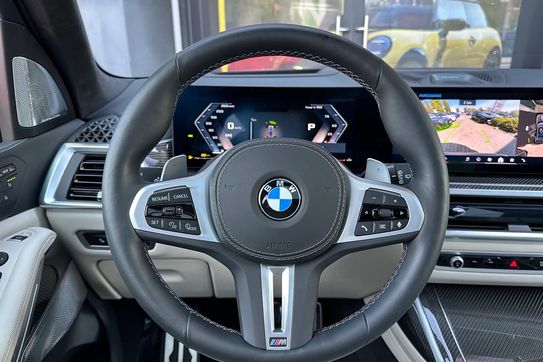BMW X7 M60i xDrive