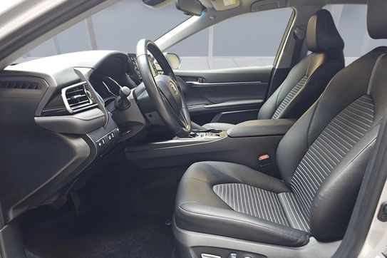 Toyota Camry 2.5 Hybrid Prestige