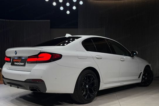 BMW Seria 5 518d M Sport