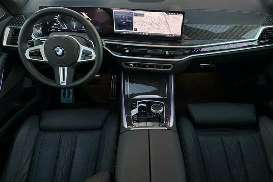 BMW X5 M60i xDrive