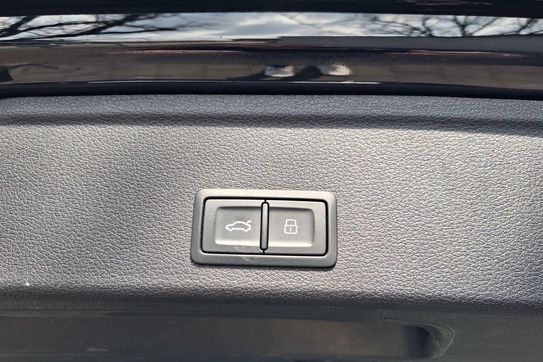 Audi A4 45 TFSI mHEV quattro S tronic