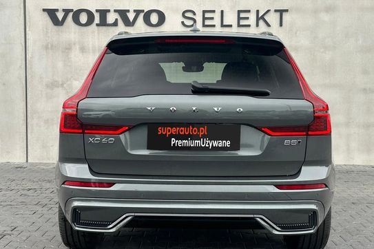 Volvo XC60 B5 B AWD Plus Dark