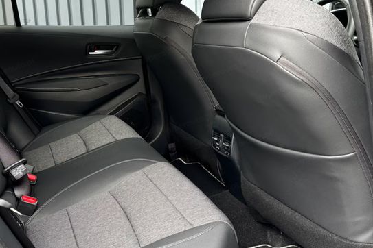 Toyota Corolla Teamplayer 2.0 Hybrid Dynamic Force