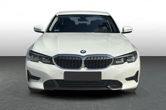 BMW Seria 3 318i Sport Line