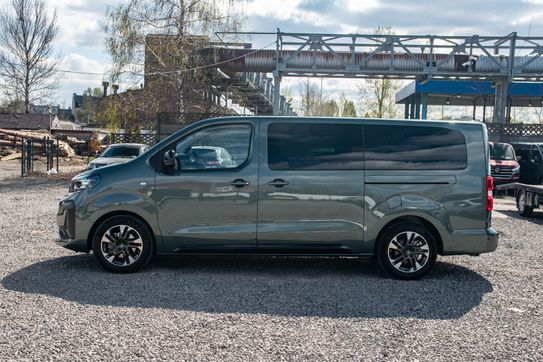 Opel Zafira Life Extra Long L2H1 Business AT8