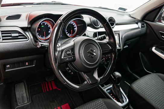 Suzuki Swift 1.2 Premium Plus