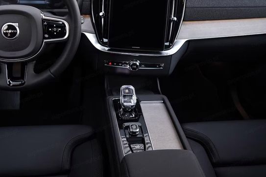 Volvo XC90 T8 AWD Plug-In Hybrid Plus Bright 7os