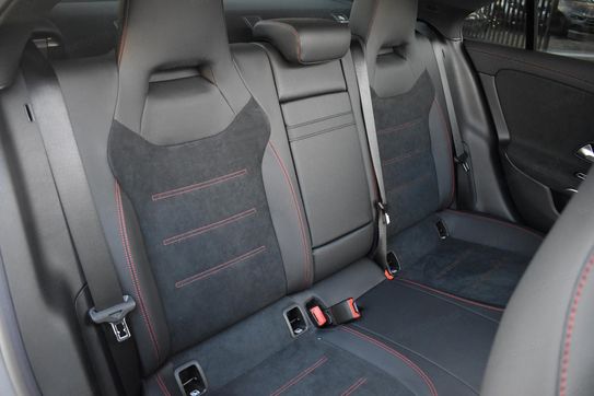 Mercedes CLA 200 AMG Line Shooting Brake