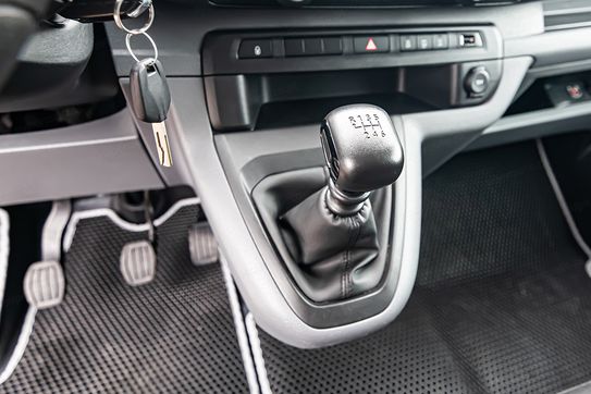 Peugeot Traveller Long L2H1 Business