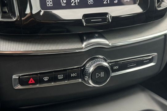 Volvo XC60 B5 B AWD Plus Dark aut
