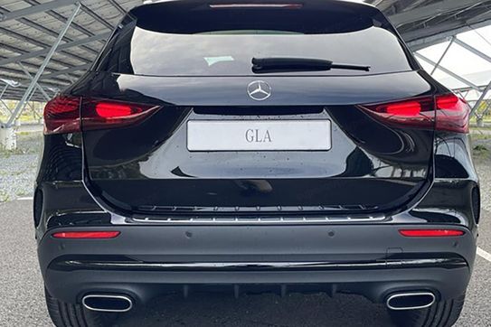 Mercedes GLA 220 4-Matic AMG Line