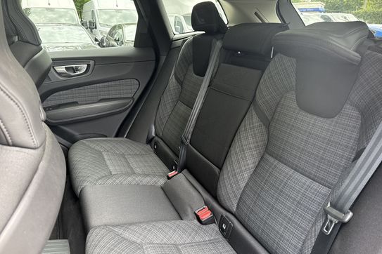 Volvo XC60 T6 Plug-In Hybrid AWD Core