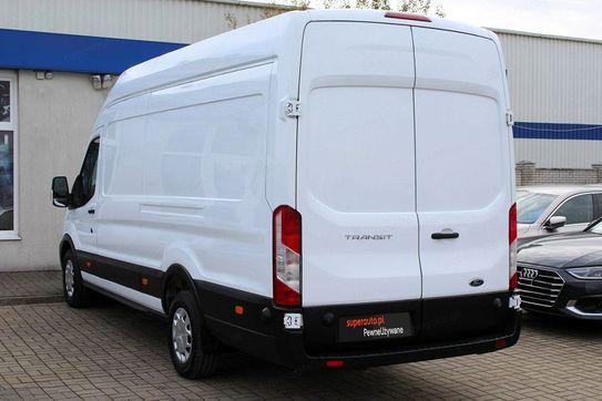 Ford Transit L4H3