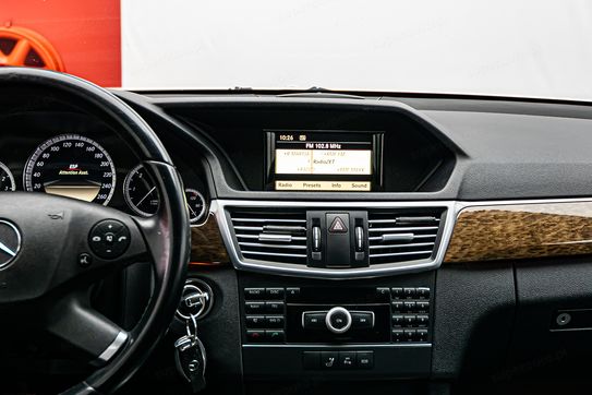 Mercedes Klasa E 200