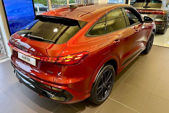 Audi Q5 TDI quattro S line Sportback