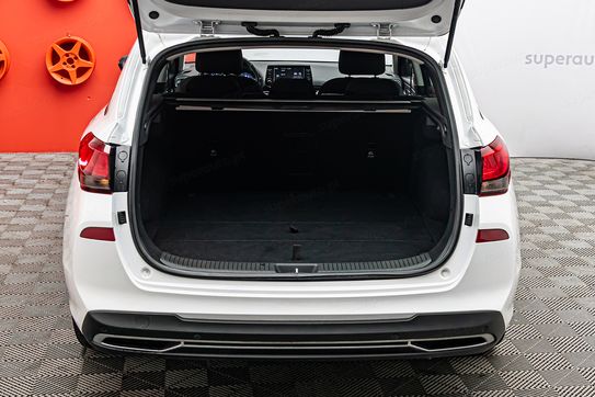 Hyundai i30 1.5 T-GDI Smart DCT