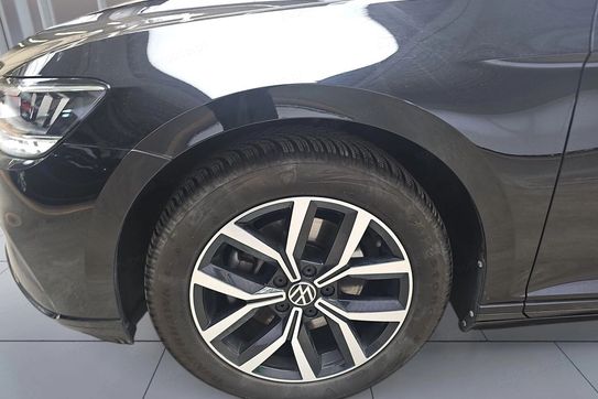 Volkswagen Passat 1.5 TSI Business DSG
