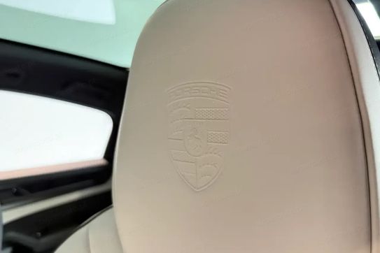 Porsche Cayenne Coupe Black Edition