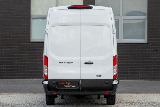 Ford Transit L4H3