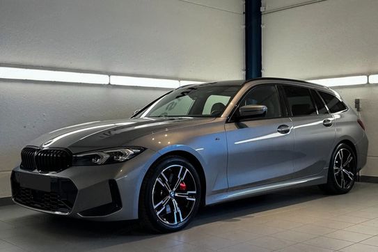 BMW Seria 3 Touring 320d xDrive M Sport