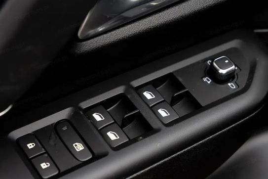 Jeep Compass First Edition 1.2 mHEV FWD DCT