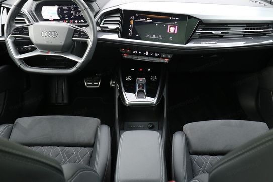 Audi Q4 e-tron S line