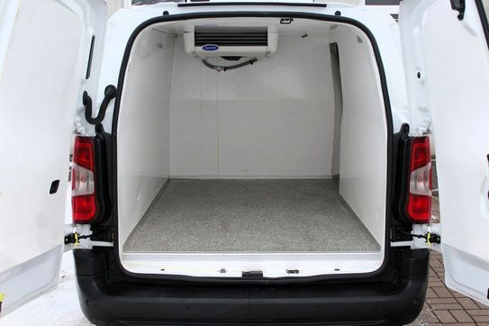 Peugeot Partner Van L2H1 Chłodnia do -20°C