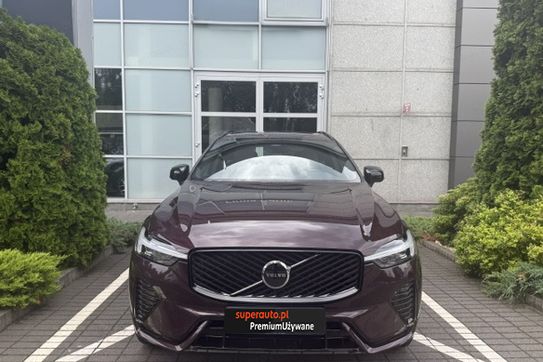 Volvo XC60 B5 B AWD Plus Dark