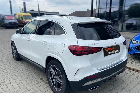 Mercedes GLA 200 mHEV AMG Line 7G-DCT