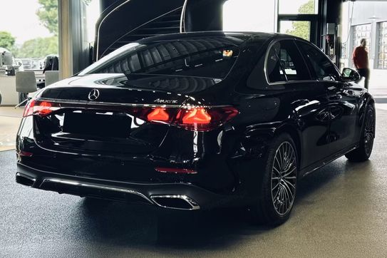 Mercedes Klasa E 220 d 4-Matic AMG