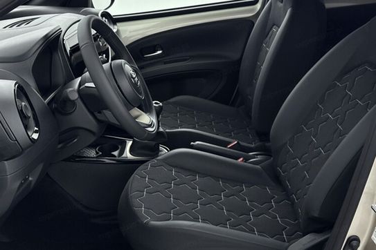Toyota Aygo X Executive 1.0 benzyna