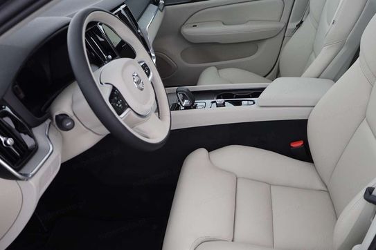 Volvo V60 B4 Plus Bright