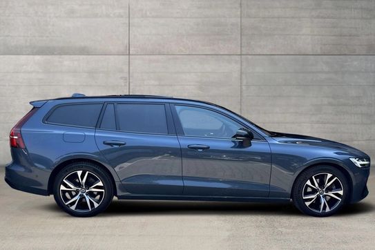 Volvo V60 B4 B Plus Dark aut
