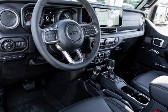 Jeep Wrangler Sahara GME 2.0 Turbo AT 4WD