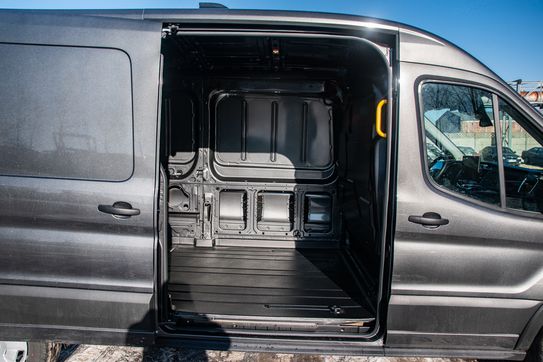 Ford Transit 350 L3H2 Trend A8