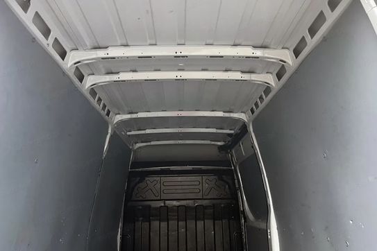 Iveco Daily 35S14 L3H2
