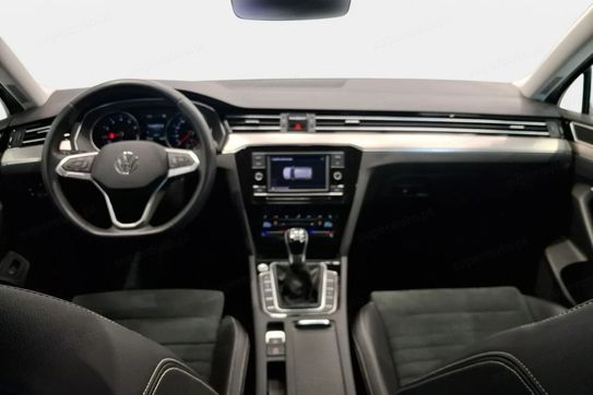 Volkswagen Passat 1.5 TSI EVO Elegance