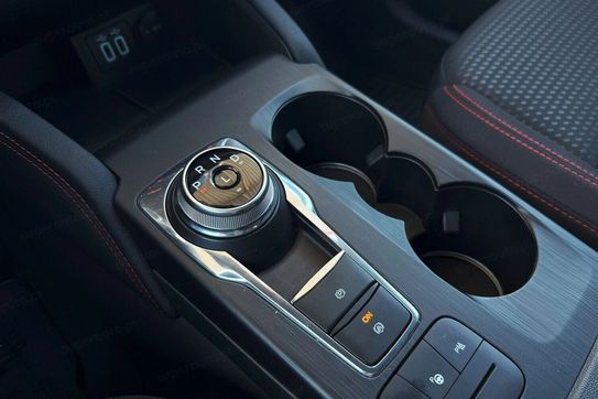 Ford Kuga 2.5 FHEV FWD ST-Line X