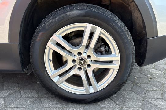 Mercedes GLB 200