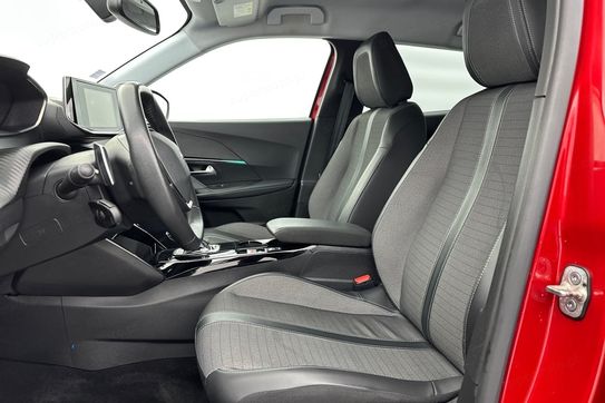 Peugeot 2008 Allure 1.2 PureTech EAT8