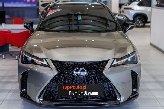 Lexus UX 300h F Sport AWD
