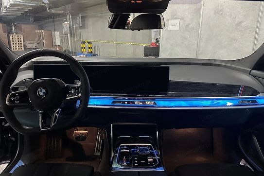 BMW Seria 7 740d xDrive M Sport