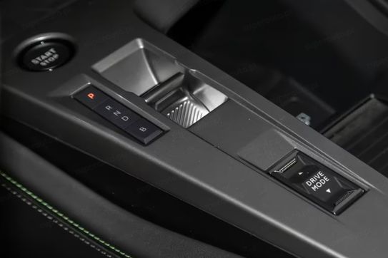 Peugeot 408 GT Exclusive S&S 1.2 mHEV  e-DSC6