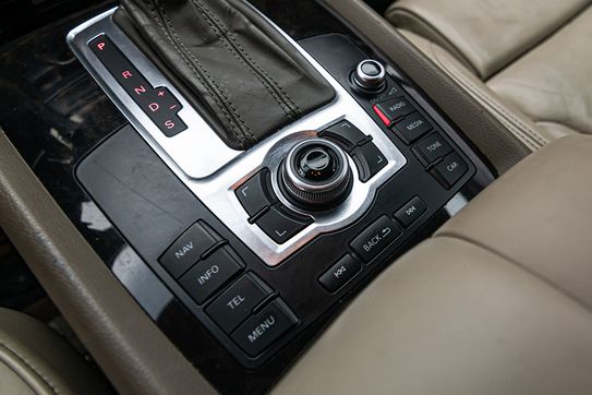 Audi Q7 3.0 TDI DPF quattro Tiptr.