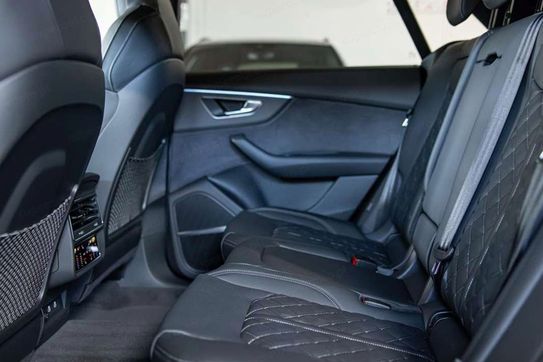 Audi Q8 SQ8 TFSI quattro
