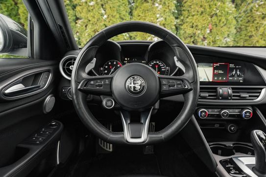 Alfa Romeo Giulia 2.0 Turbo Veloce Q4 aut